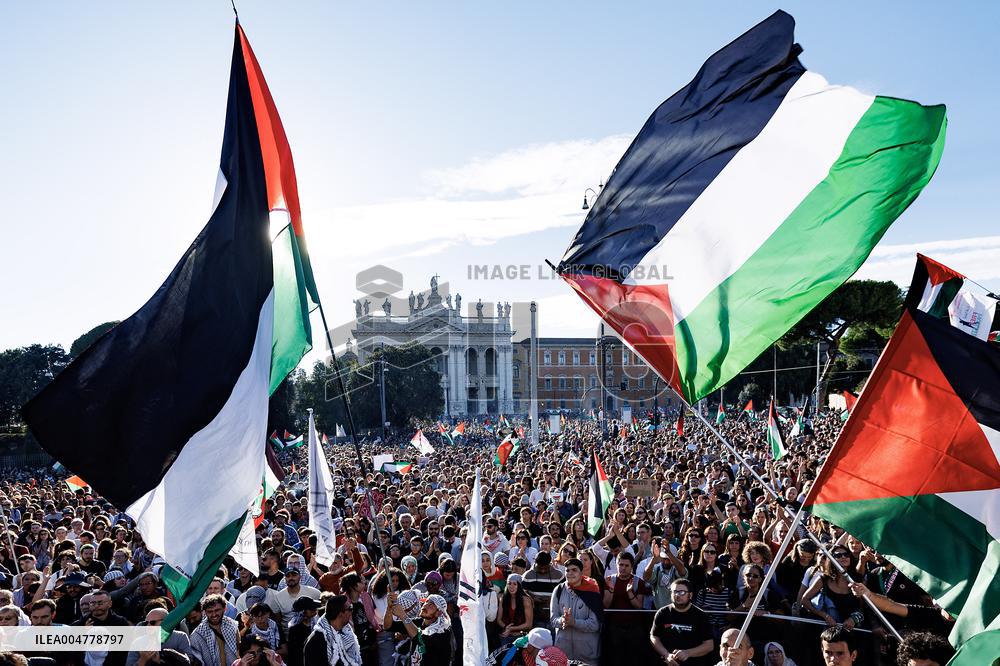 Demonstration in Support of Palestine Across Italy