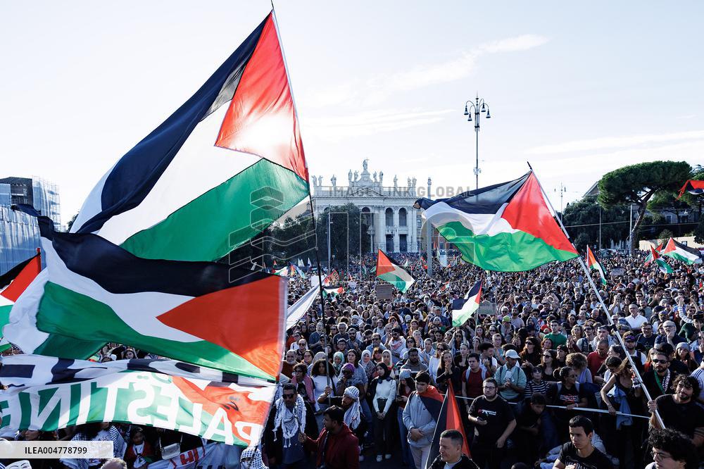 Demonstration in Support of Palestine Across Italy
