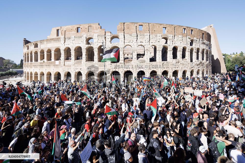 Demonstration in Support of Palestine Across Italy
