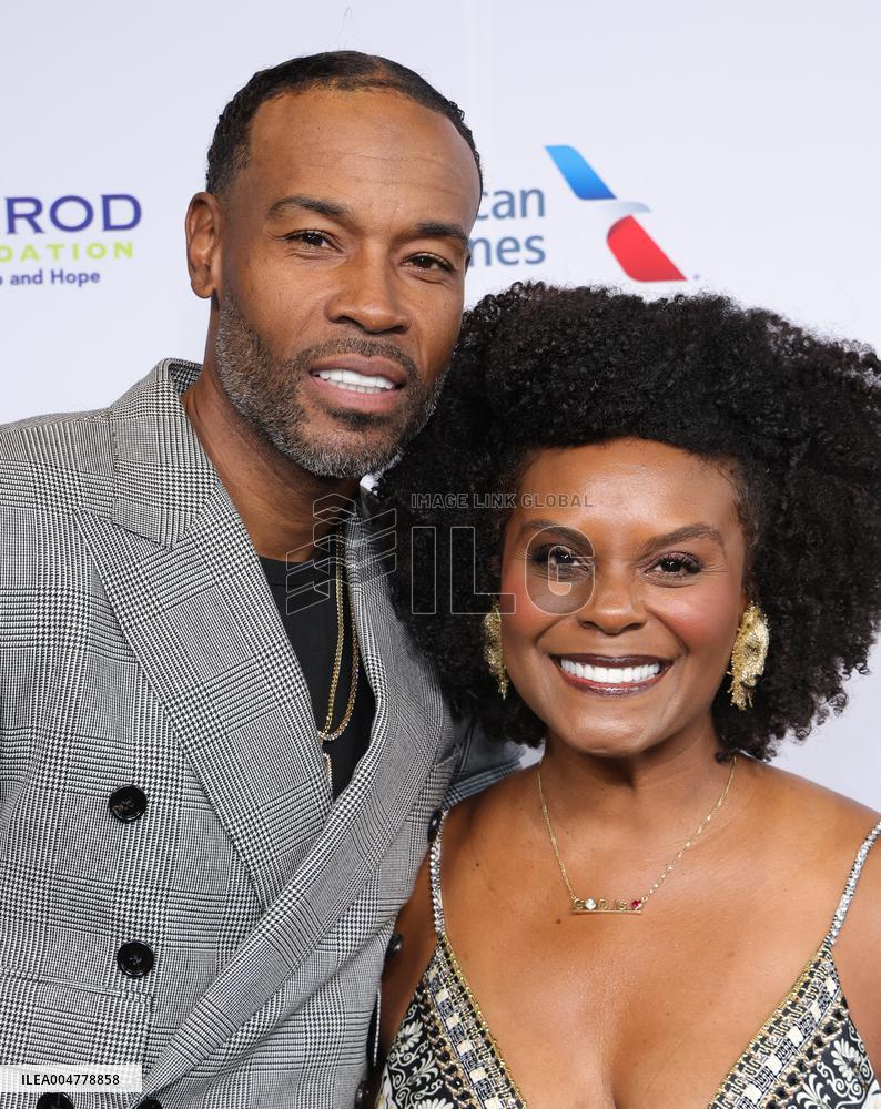 HollyRod Foundation's Annual DesignCare Gala - LA