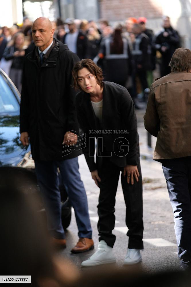 PFW - Sangwon Arrives At Maison Margiela Show