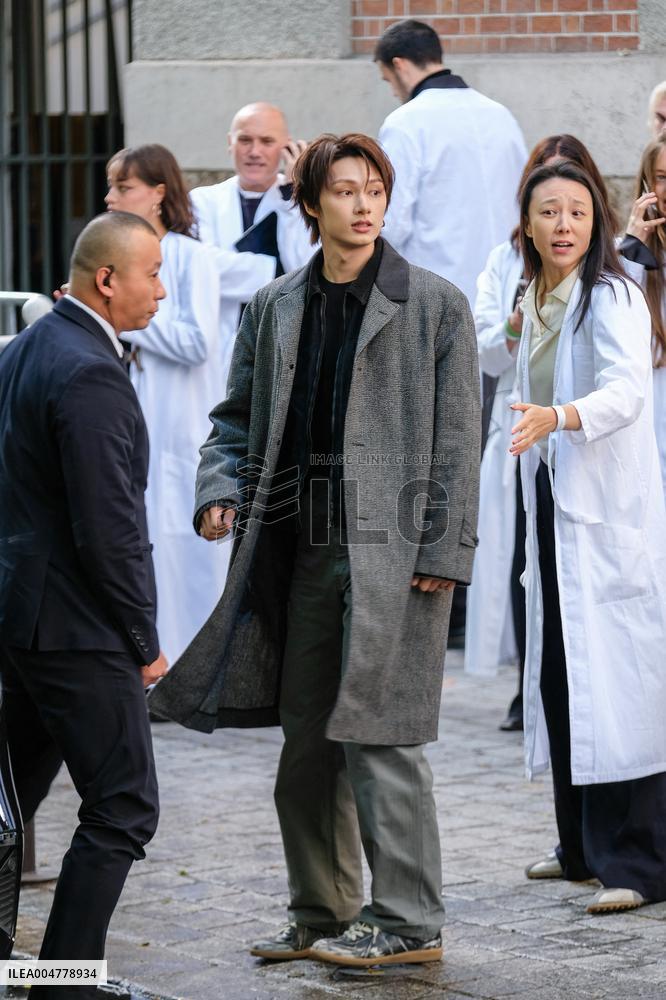 PFW - Jun Arrives At Maison Margiela Show