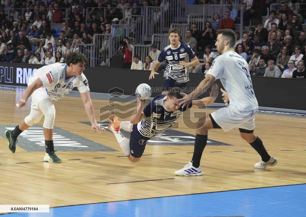 Handball - French Champ - Cesson Rennes v Montpellier
