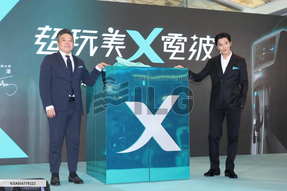 Taiwanese Actor Roy Chiu