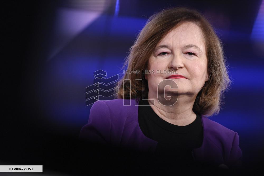 Nathalie Loiseau On Dimanche En Politique - Paris