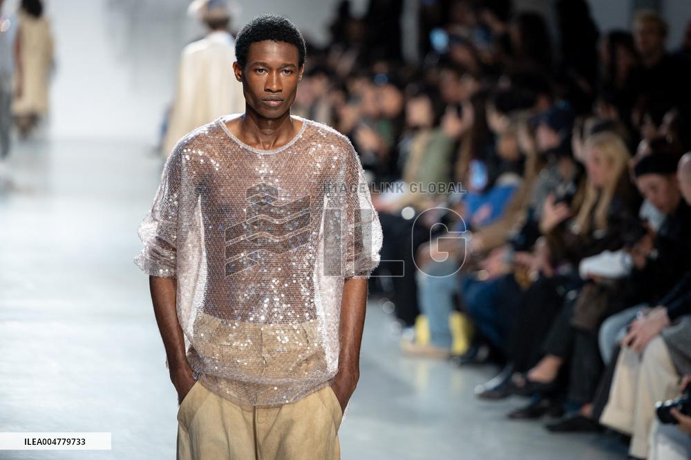 Runway Niccolo Pasqualetti Womenswear - PFW