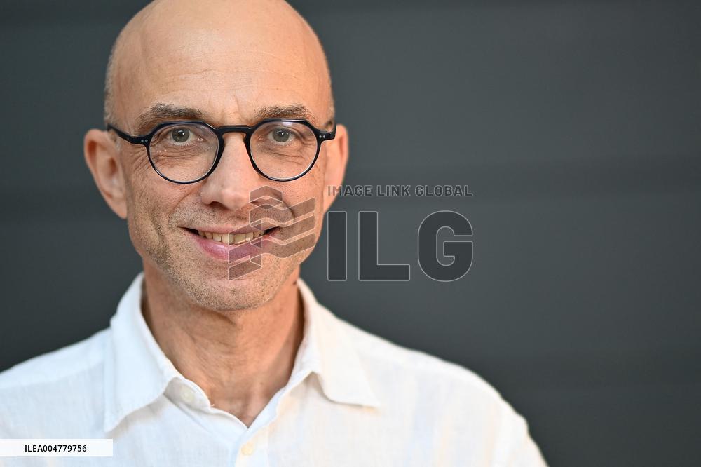 La Baule fiction politique Film Festival. FC