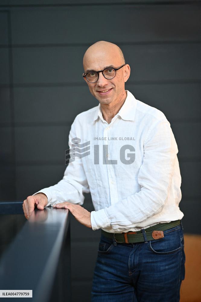 La Baule fiction politique Film Festival. FC