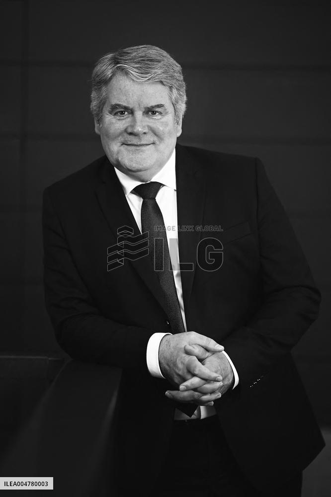 La Baule fiction politique Film Festival. FC