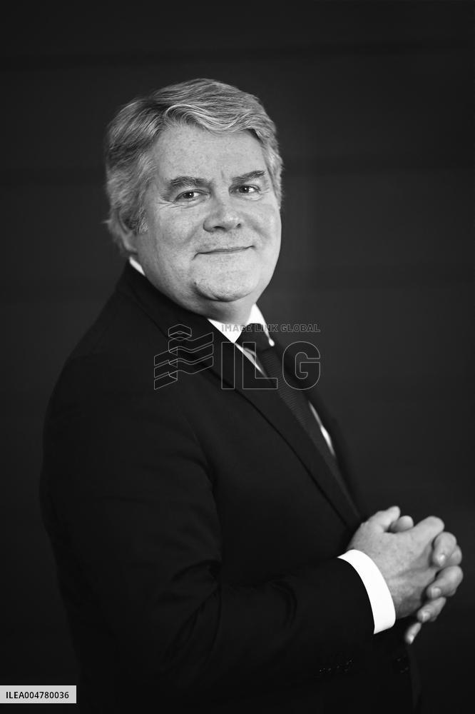 La Baule fiction politique Film Festival. FC