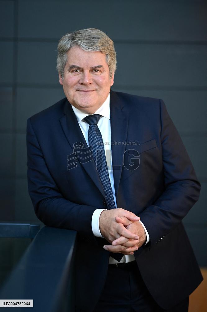 La Baule fiction politique Film Festival. FC