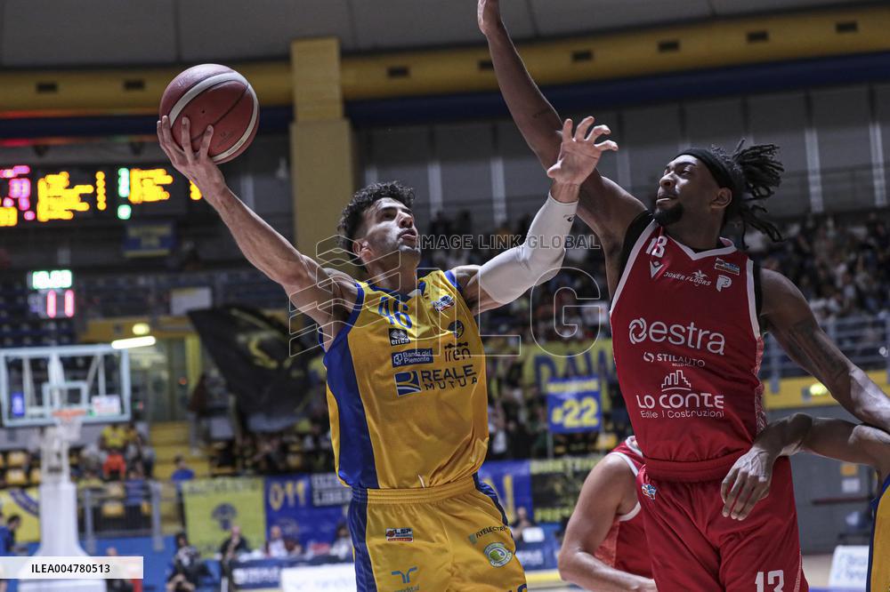 BASKET - Serie A2 - Reale Mutua Torino vs Estra Pistoia