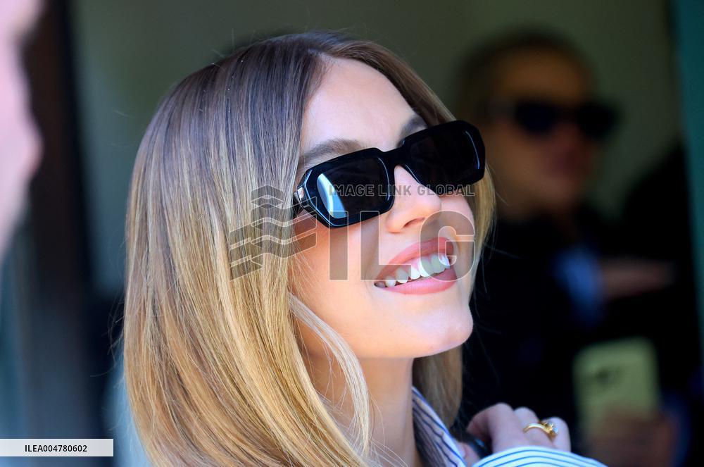 Sydney Sweeney out in New York