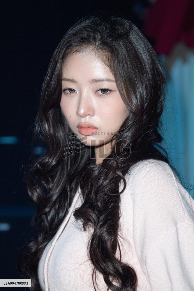 PFW Valentino Front Row