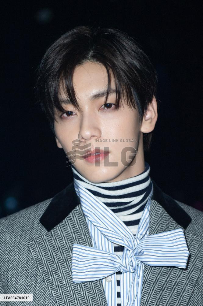 PFW Valentino Front Row