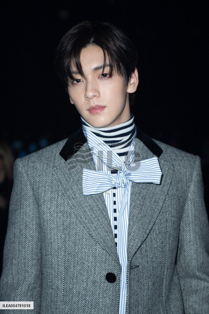 PFW Valentino Front Row