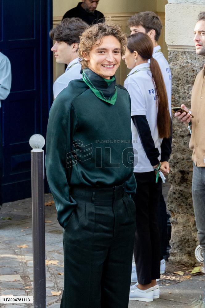 PFW - Lacoste Womenswear Spring-Summer - Arrivals NB