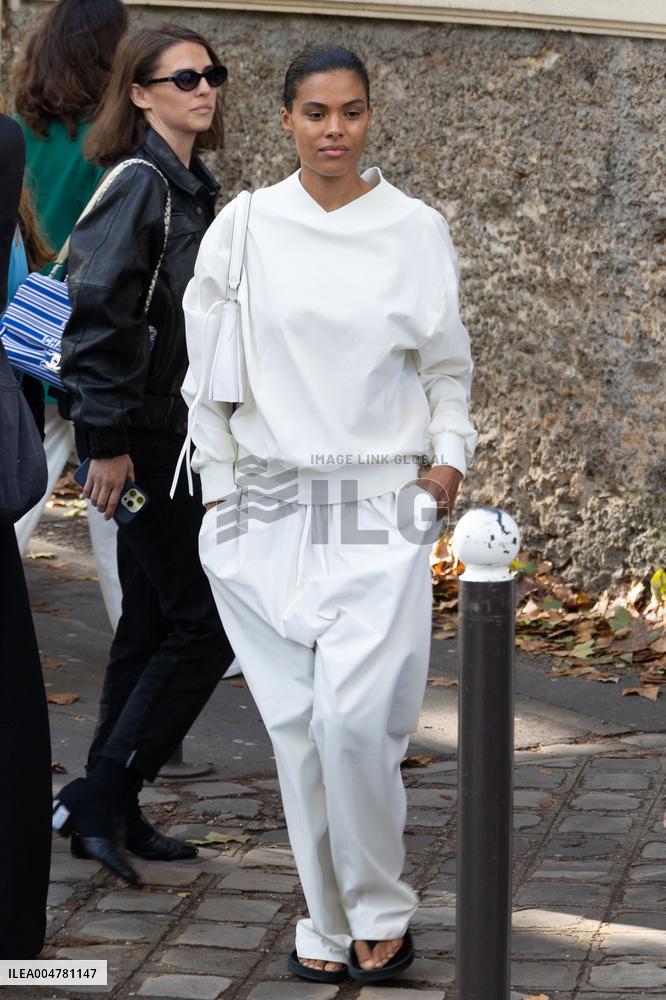 PFW - Lacoste Womenswear Spring-Summer - Arrivals NB