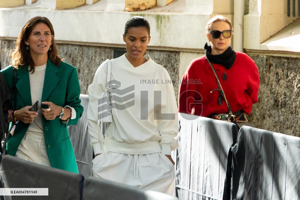 PFW - Lacoste Womenswear Spring-Summer - Arrivals NB