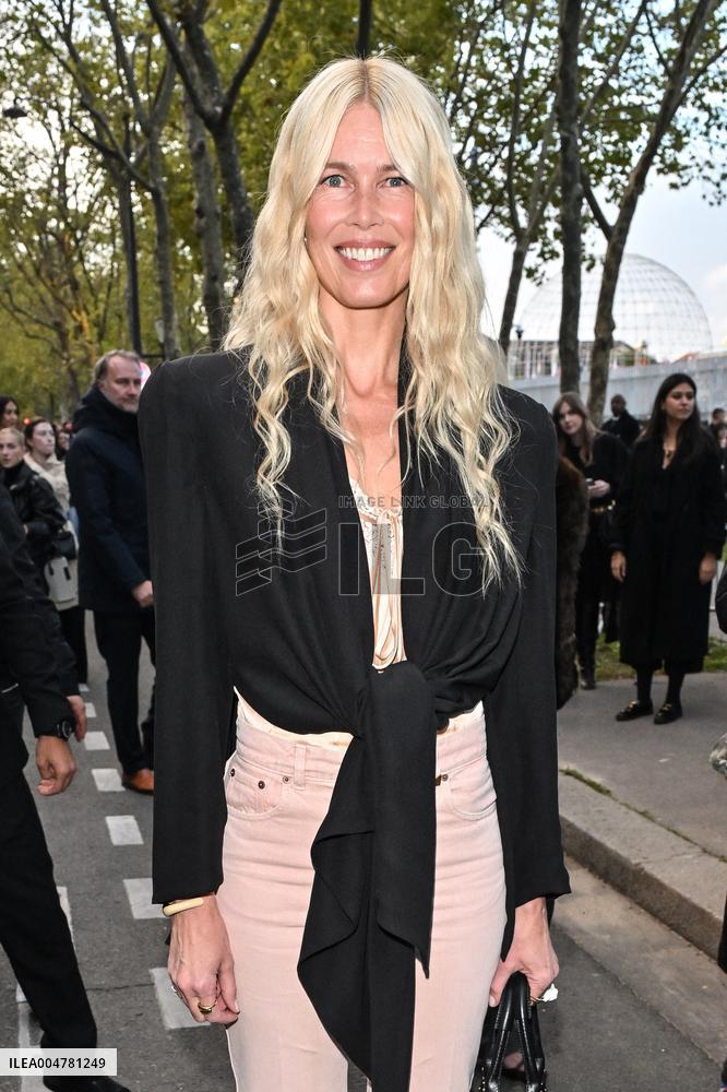 PFW Chloe Outside Arrivals