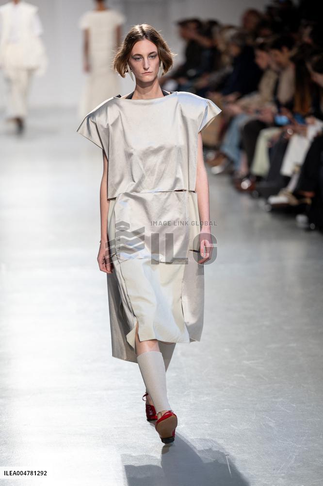 Runway Niccolo Pasqualetti Womenswear - PFW