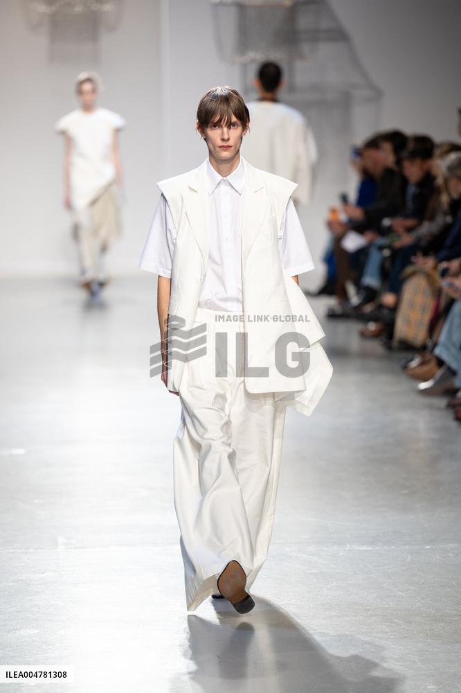 Runway Niccolo Pasqualetti Womenswear - PFW