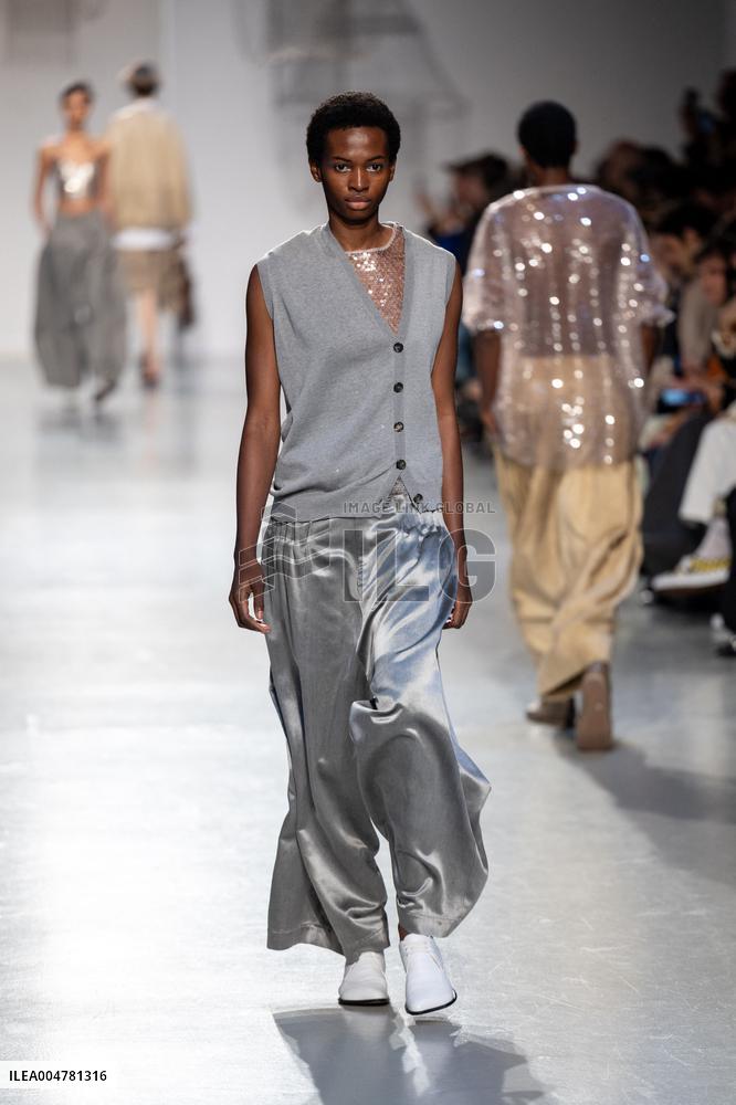 Runway Niccolo Pasqualetti Womenswear - PFW