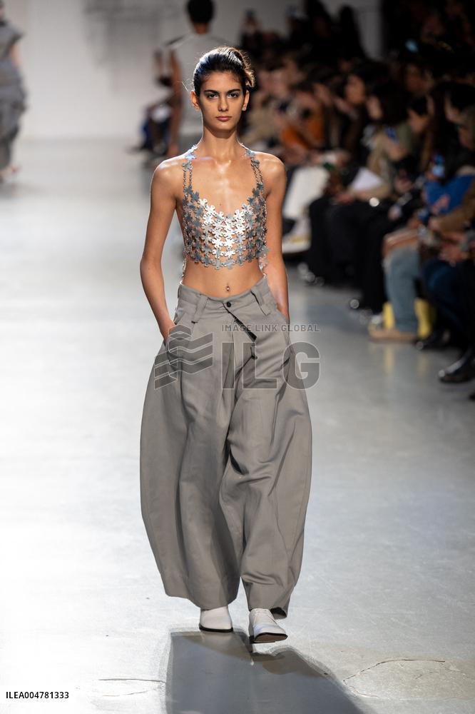 Runway Niccolo Pasqualetti Womenswear - PFW