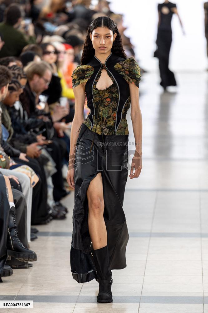 Runway Ottolinger Womenswear - PFW