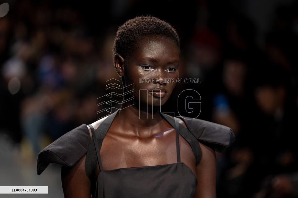 Runway Niccolo Pasqualetti Womenswear - PFW