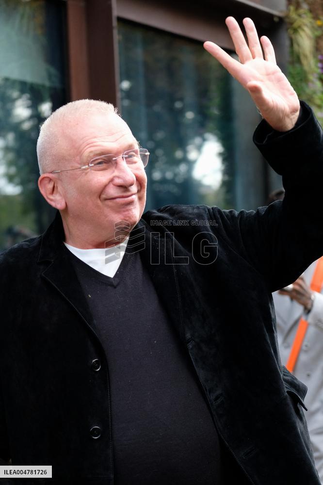 PFW - Jean Paul Gaultier Outside Arrivals