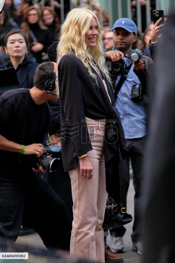 PFW - Chloe Outside Arrivals