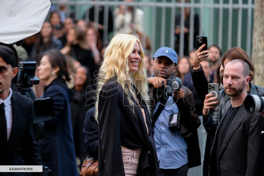 PFW - Chloe Outside Arrivals