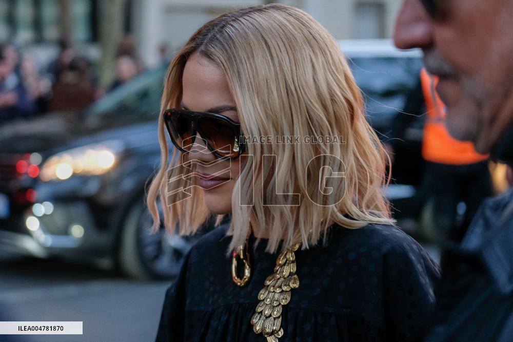 PFW - Chloe Outside Arrivals