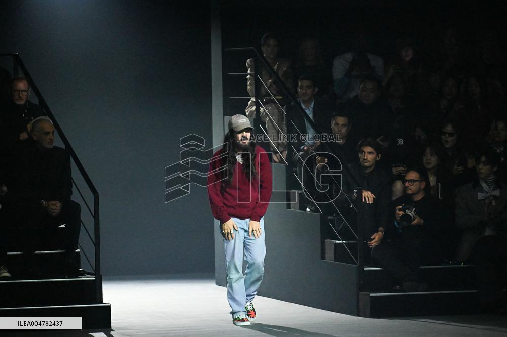 PFW Valentino Runway