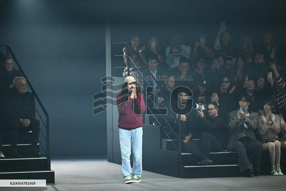 PFW Valentino Runway