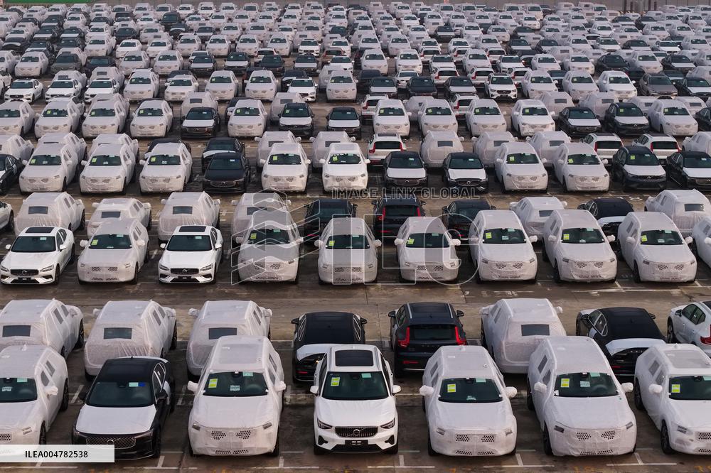 Nanjing Port Vehicles Export