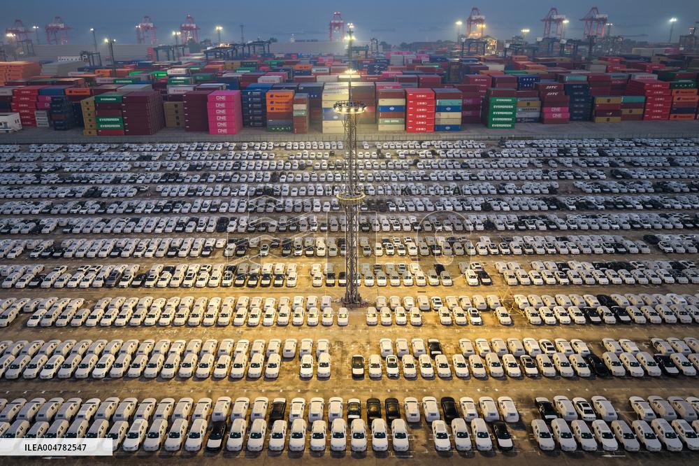 Nanjing Port Vehicles Export