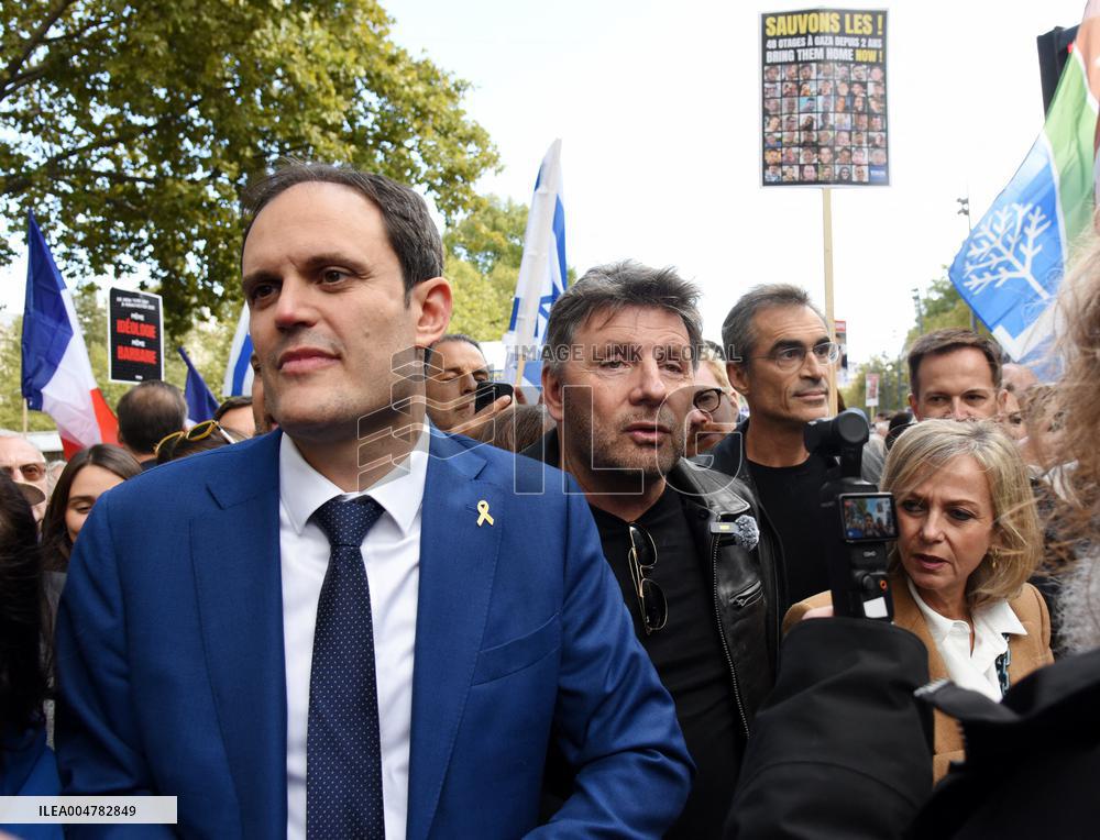 The Tous 7 Octobre Association Organizes A March For Hostages Held By Hamas - Paris