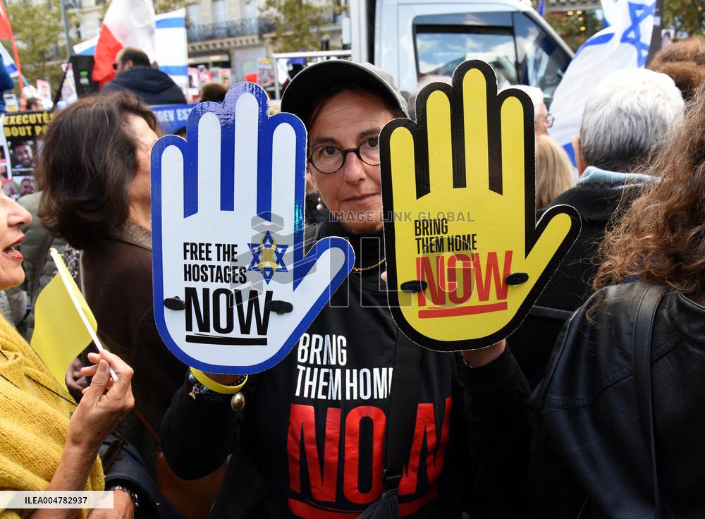 The Tous 7 Octobre Association Organizes A March For Hostages Held By Hamas - Paris