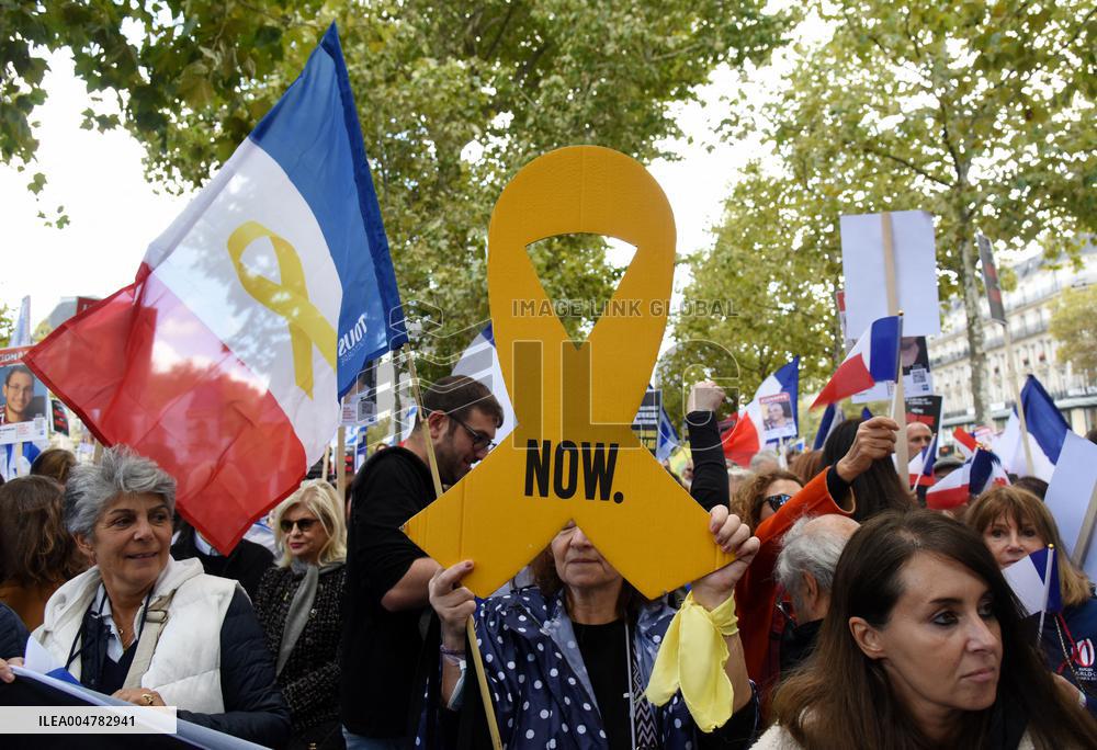 The Tous 7 Octobre Association Organizes A March For Hostages Held By Hamas - Paris