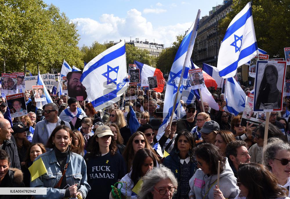 The Tous 7 Octobre Association Organizes A March For Hostages Held By Hamas - Paris
