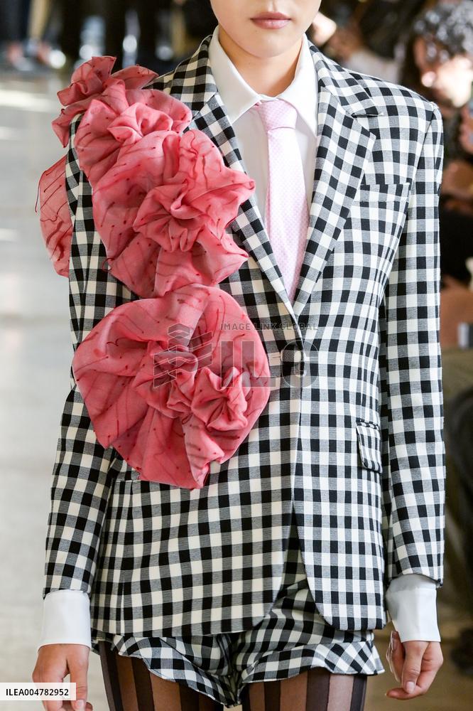 PFW - Shuting Qiu Runway