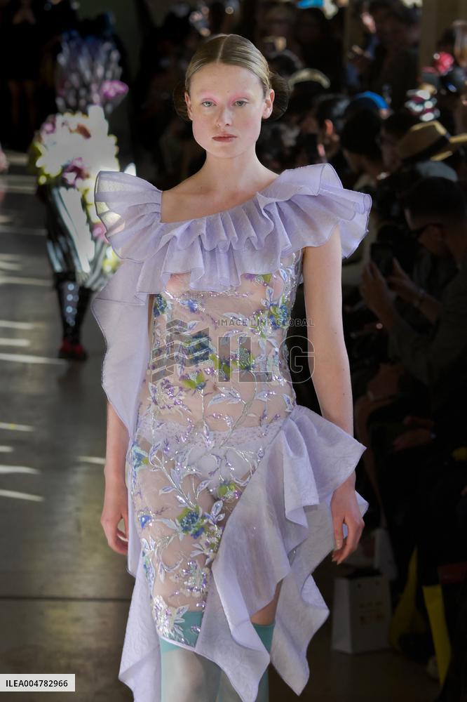 PFW - Shuting Qiu Runway