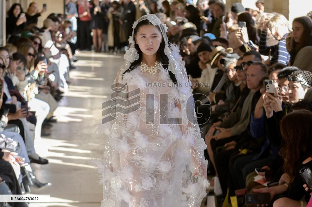 PFW - Shuting Qiu Runway