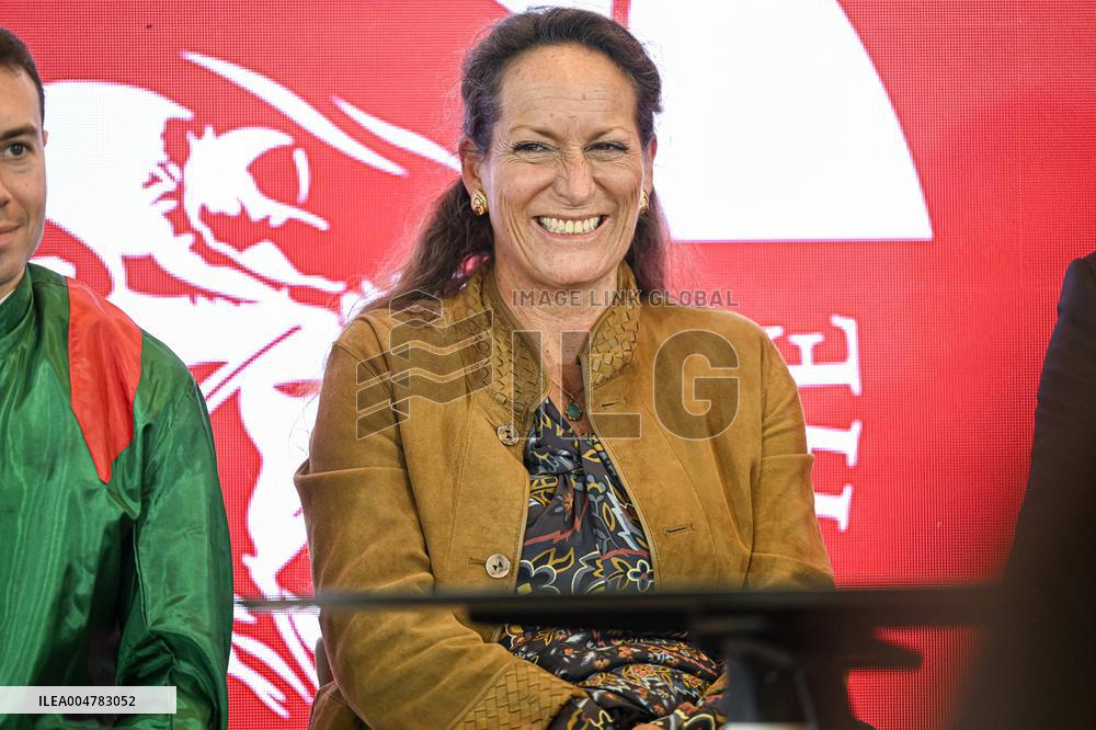Qatar Arc de Triomphe - Paris