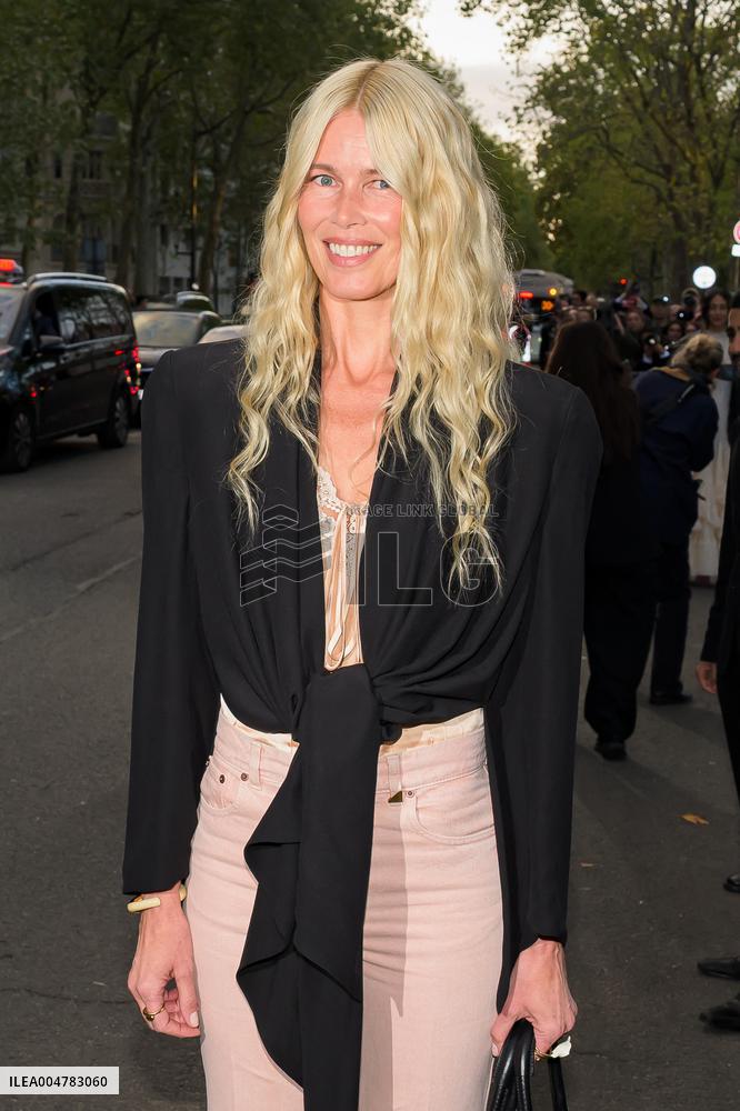 PFW Chloe Outside Arrivals