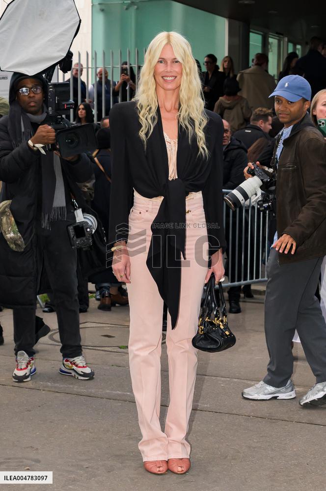 PFW Chloe Outside Arrivals