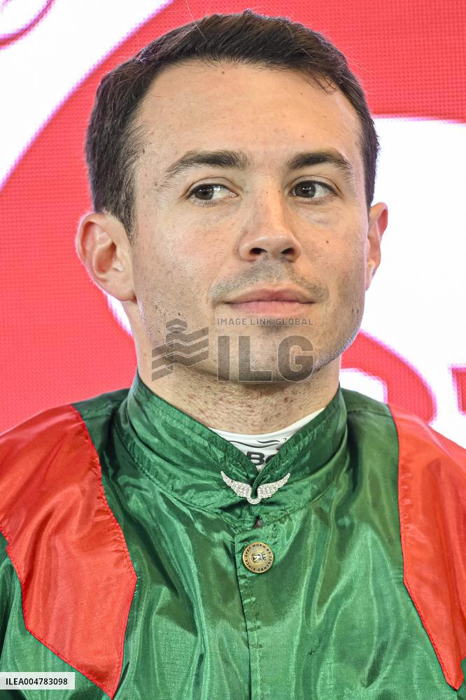 Qatar Arc de Triomphe - Paris