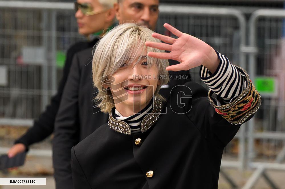 PFW Valentino Outside Arrivals